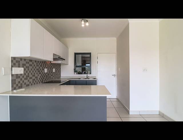 2 BEDROOM APARTMENT TO LET IN UMHLANGA RIDGE